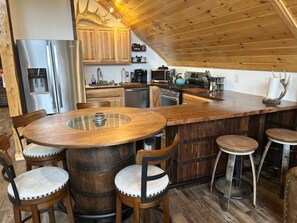 Private kitchen - Tranquil Woods, Water and Wildlife (Pittsburg)