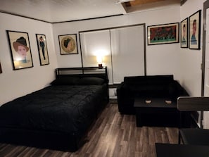 1 bedroom, WiFi, bed sheets