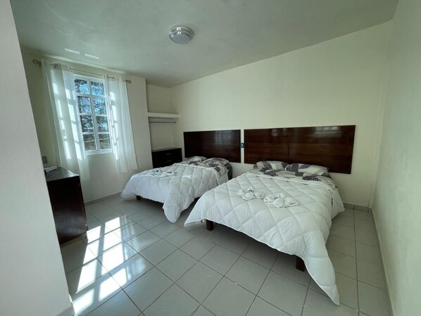 Classic Double Room | Desk, free WiFi