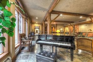 Condo (4 Bedrooms) | Exterior