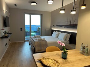 1 makuuhuone, silitysrauta/-lauta, ilmainen Wi-Fi, vuodevaatteet