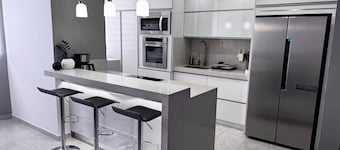 Hermoso Apartamento en Mañongo - Valencia