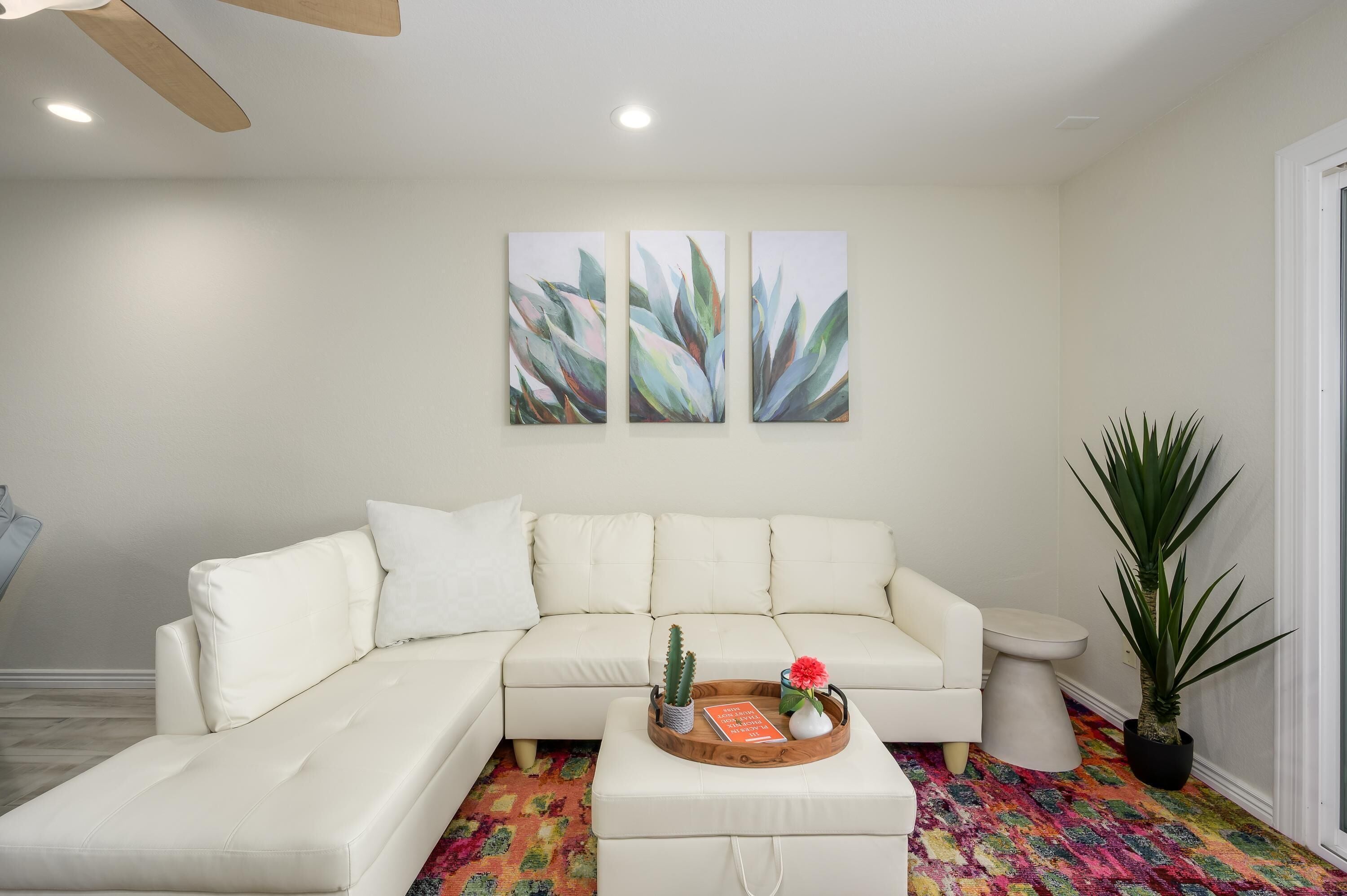 Smart-TV, bordtennis og bøker