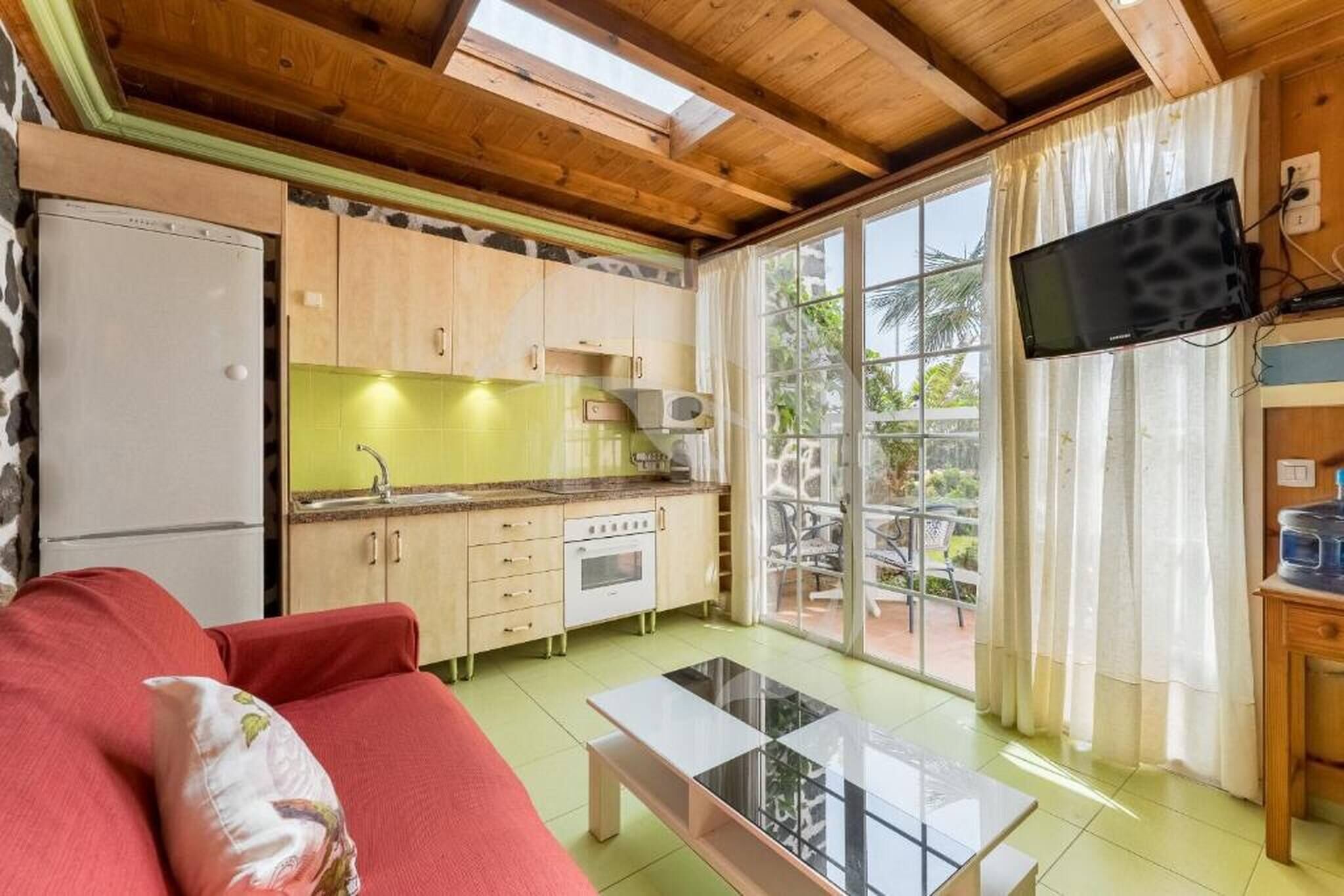 Apartamento, 1 habitación, balcón | Sala de estar