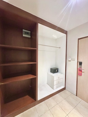 In-room safe, blackout drapes, iron/ironing board, free WiFi