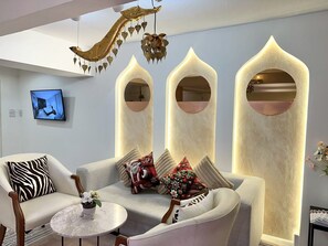 Reception - STUDIO F SUKHUMVIT (Bangkok)