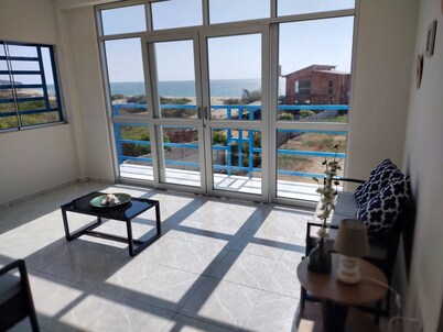 Delightful 4bedroom house in Plateritos,Canoas d Punta Sal,Contralmirante Villar