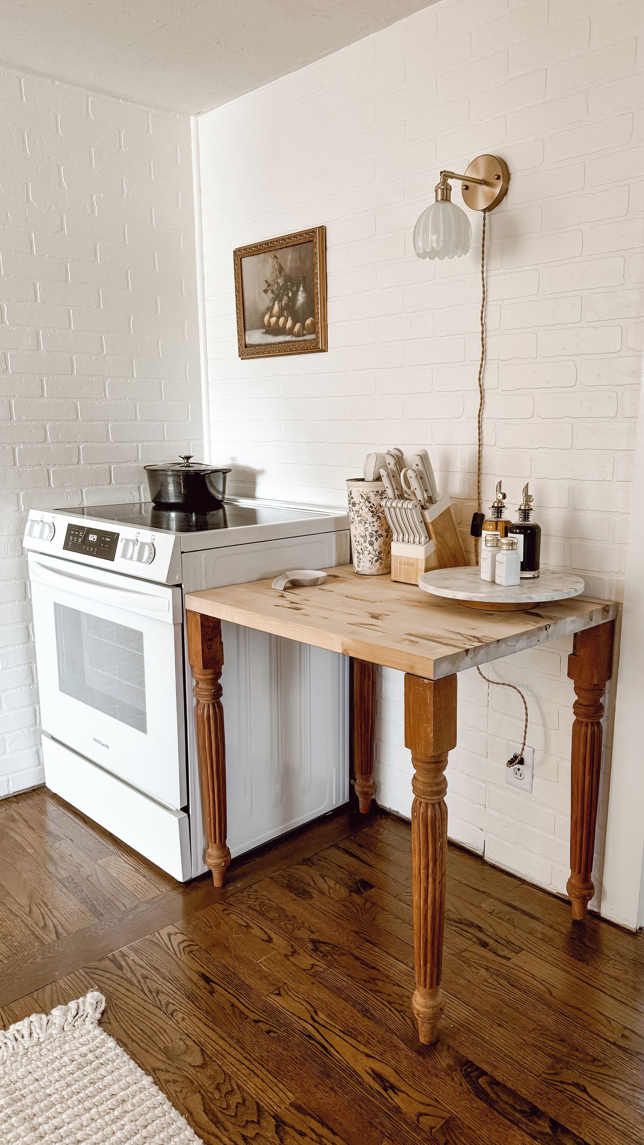 Microwave, oven, stovetop, coffee/tea maker