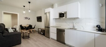 TORREJÓN SUITES APARTMENT. Low 8