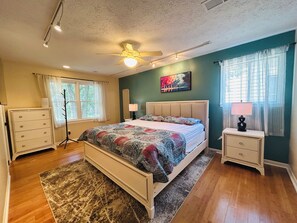 3 Schlafzimmer, Zimmersafe, Bügeleisen/Bügelbrett, kostenloses WLAN