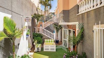 Apartament, 2 dormitoris, pati | Exterior