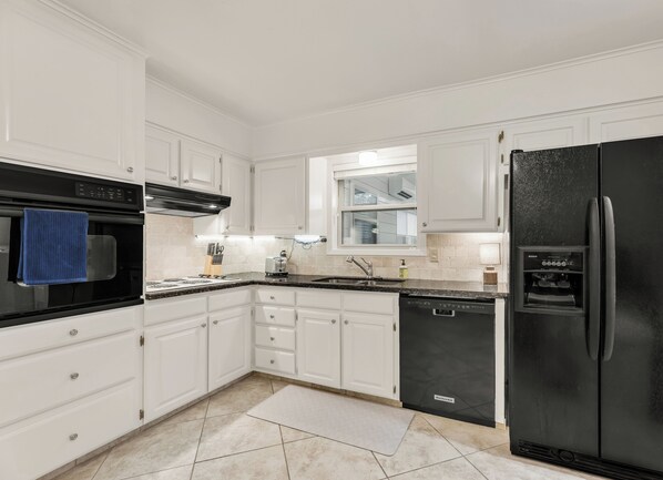 Microwave, oven, stovetop, dishwasher