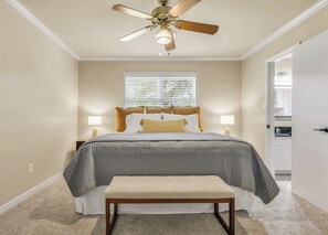 4 bedrooms, WiFi, bed sheets