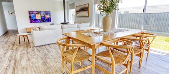 Casa de Reis – Brand New Dunsborough Lakes Holiday Home