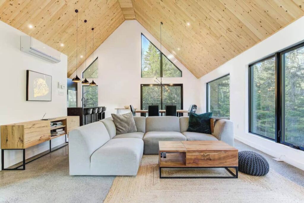 تلفزيون ذكي، مدفأة، ألعاب فيديو، مشغل دي في دي