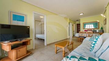 Apartamento, 2 habitaciones, balcón | Sala de estar