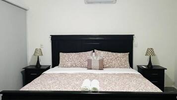 3 habitaciones, tabla de planchar con plancha y wifi gratis