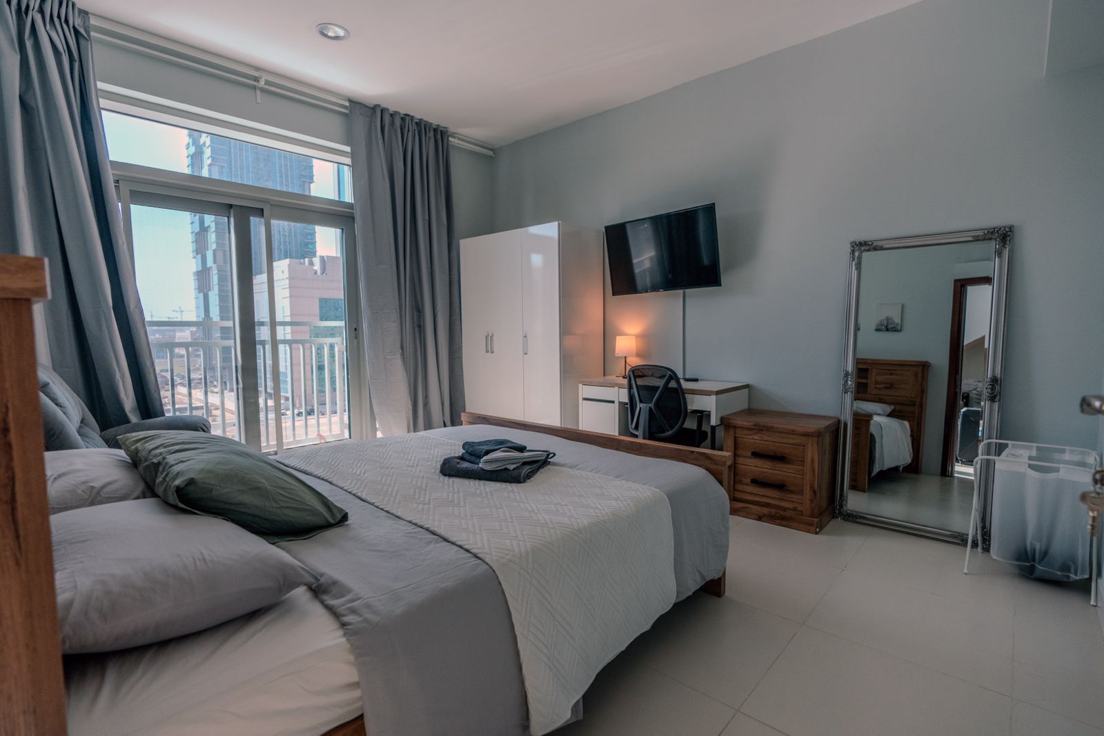 4 Schlafzimmer, Bügeleisen/Bügelbrett, WLAN