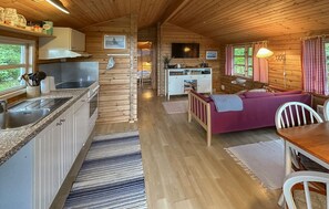 Fridge, stovetop, coffee/tea maker