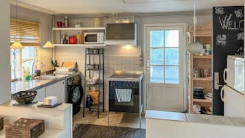 Kühlschrank, Herdplatte, Geschirrspüler