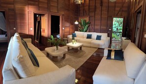 Televisión, libros y estéreo