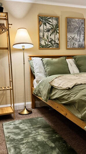 Internet, bed sheets