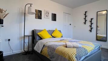 2 habitaciones, wifi gratis y ropa de cama
