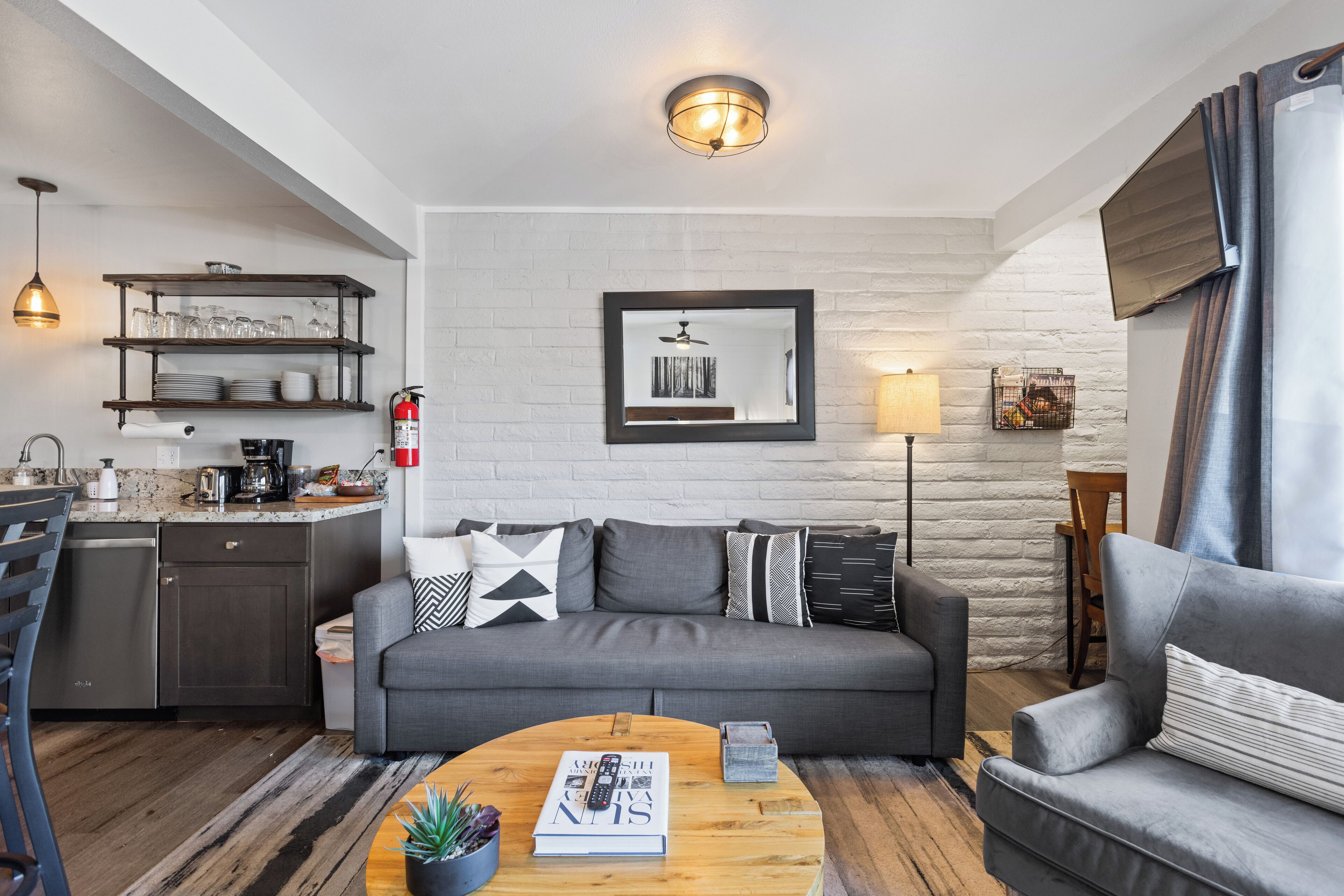 智能電視、音響