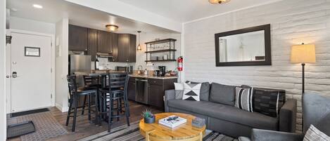 智能电视、立体声音响