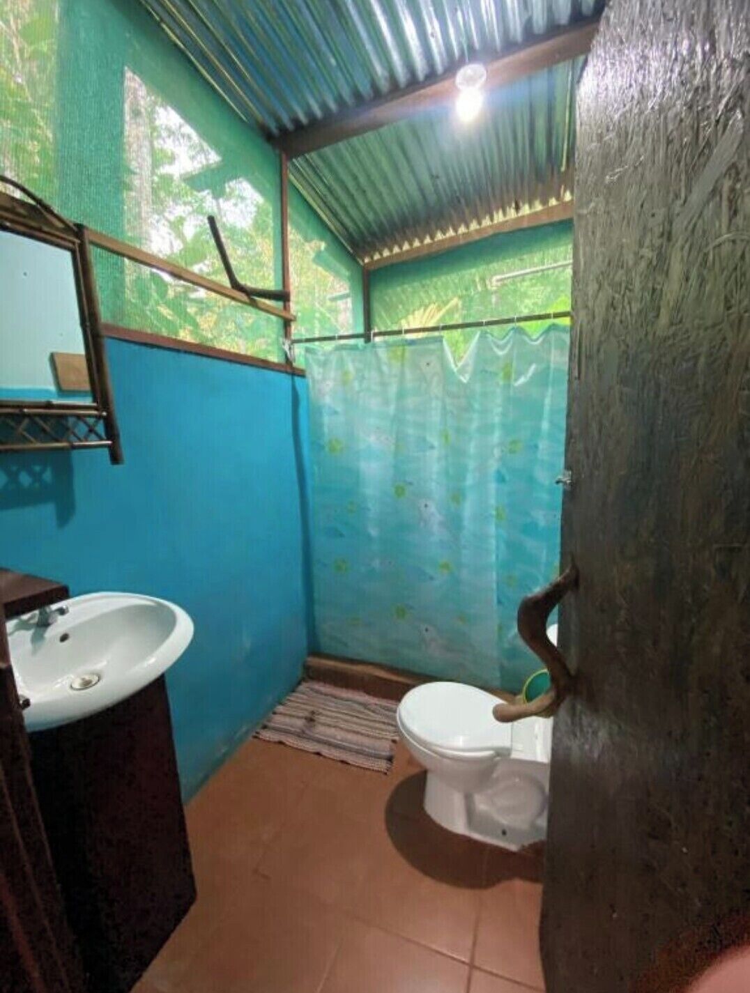 Woodpecker | Bathroom | Shower, towels