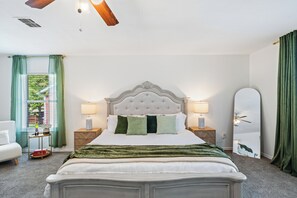 4 bedrooms, iron/ironing board, Internet, bed sheets