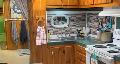 2-bedroom home. Very spacious with creek access and fire pit. Close to game land