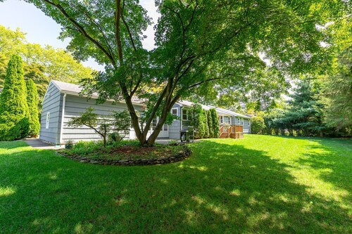 Charming Newly Renovated 2-bedroom apartment in Fairfield