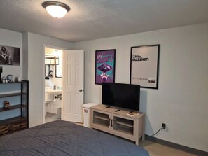 1 bedroom, free WiFi, bed sheets - The Lebowski at PWC (Hot Springs)