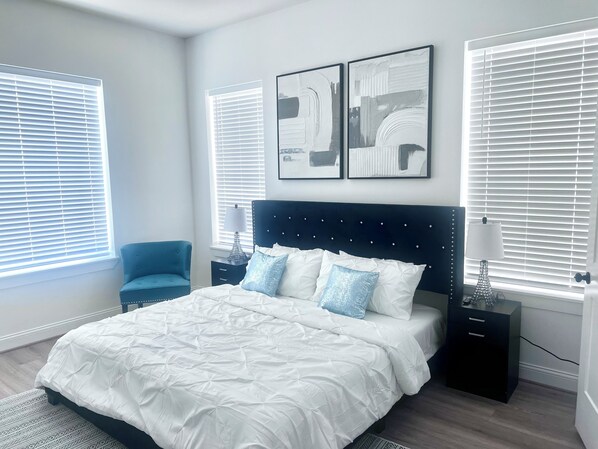 3 chambres, fer et planche à repasser, Wi-Fi, literie fournie