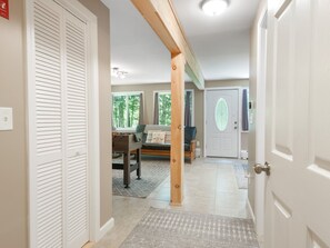 Interior - Spacious 5BR Killington Home with 2 Kitchens, Game Room & Pet Friendly (Killington)