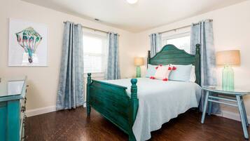 3 habitaciones, tabla de planchar con plancha y cuna de viaje