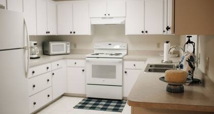 Beautiful home located at Chiefland Country Estates, near the Golf Course