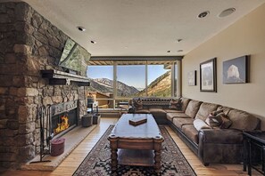 TV, fireplace - New Listing!  Ski in/Ski out to Snowbird in Beautiful Two Bedroom with Stunning Views (Alta)