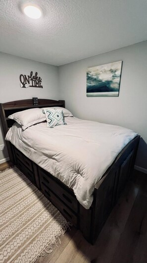 3 habitaciones, tabla de planchar con plancha y wifi gratis 