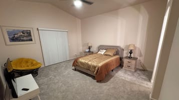 3 bedrooms, WiFi, bed sheets