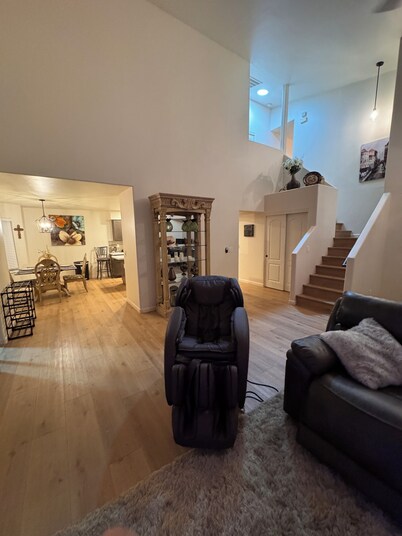 Lovely 3-bedroom house with pool, 3 car garage, spacious, work station.