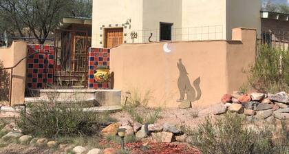 Architectural Gem in Patagonia, AZ
Private 1-bedroom cottage with great views