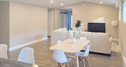 Minutes to Charlottetown - Three Bedroom, King Beds, Family friendly.