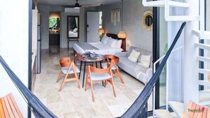 2 chambres, fer et planche à repasser, accès au Wi-Fi (inclus)