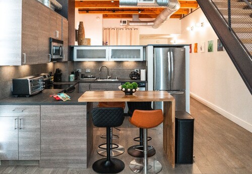 Modern style Santana Row loft