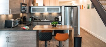 Modern style Santana Row loft