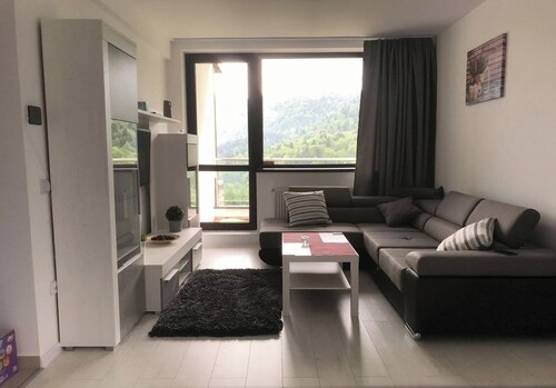 Colina Blossom Retreat