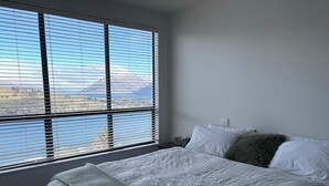 3 soverom, strykejern/-brett, wi-fi og sengetøy
