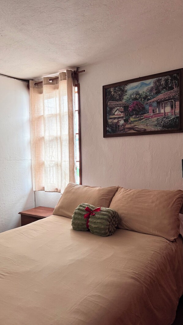 1 bedroom, free WiFi, bed sheets